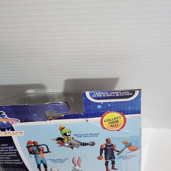 Space Jam - A New Legacy - LeBron James w/ACME B-Ball Blocker - Picture 3 of 4